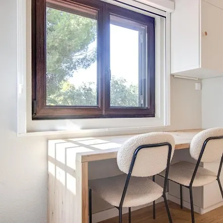 Stylish 2bd Duplex Ac Wi-fi Garden 5m To Holiday home Olhos de Agua (Albufeira)