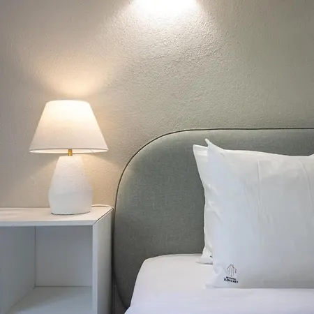 Stylish 2bd Duplex Ac Wi-fi Garden 5m To Olhos de Agua (Albufeira)